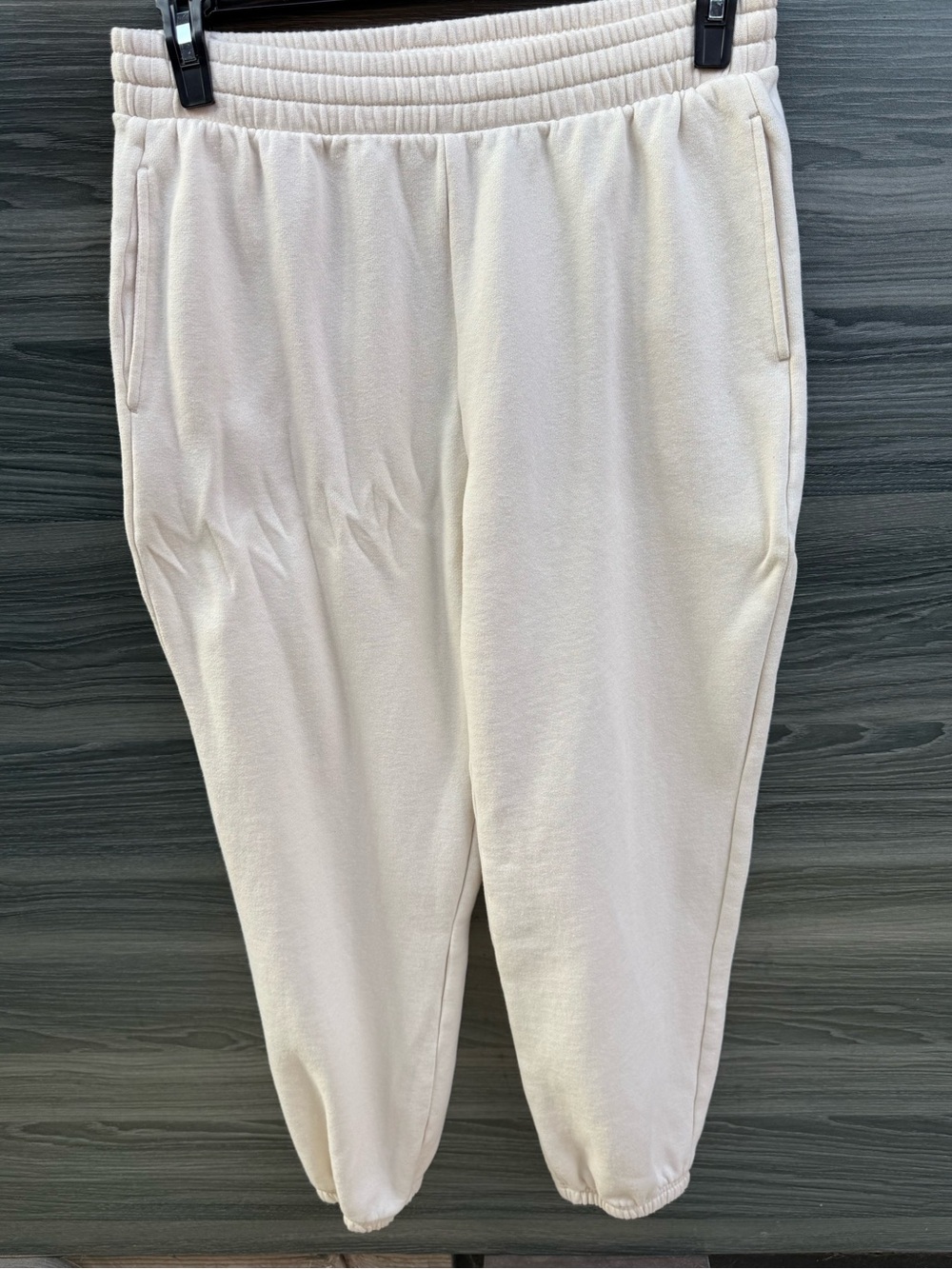 Women’s Sweatpants Bundle Lot (2 Pair)Old Navy SoComfy cream & Urban Rebel SizeM - Picture 2 of 12